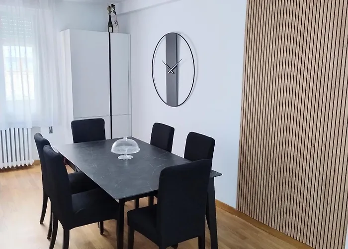 Vm Luxury * ראבנה